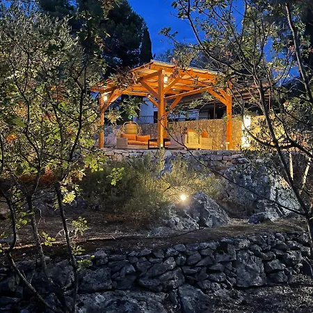 Villa Boric By The Sea