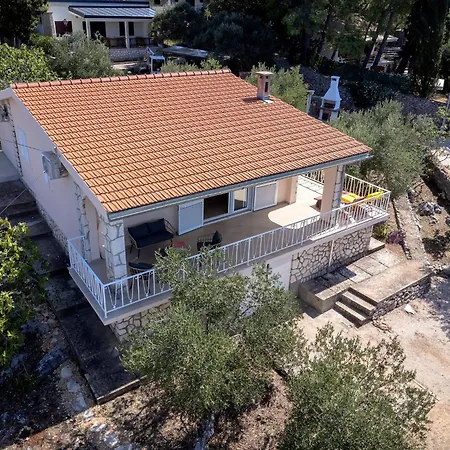 Boric By The Sea * Stari Grad (Hvar)
