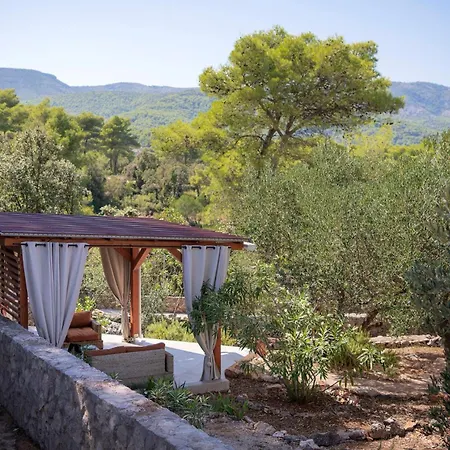 Villa Boric By The Sea