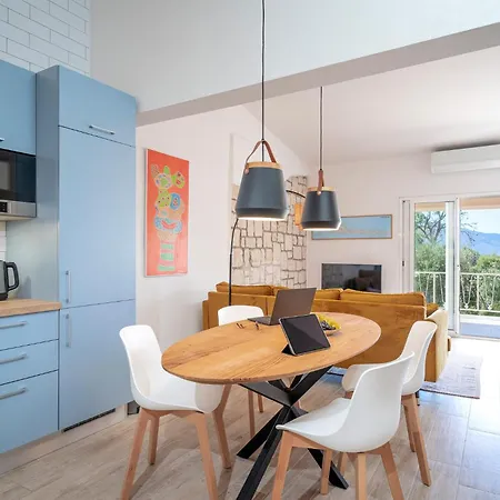 Boric By The Sea Villa