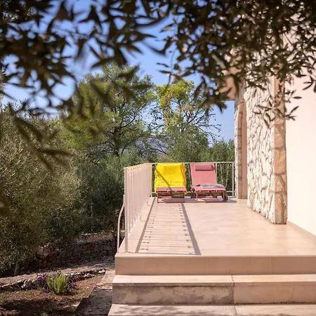Boric By The Sea Villa