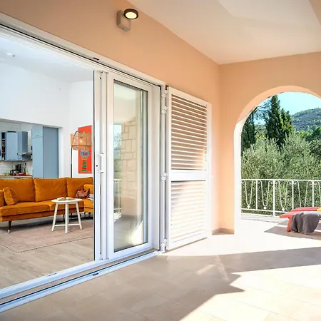 Villa Boric By The Sea *